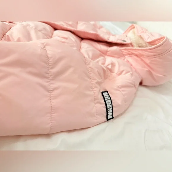 Hollister Pink Puffer Jacket with Hood - Picture 2 of 10
